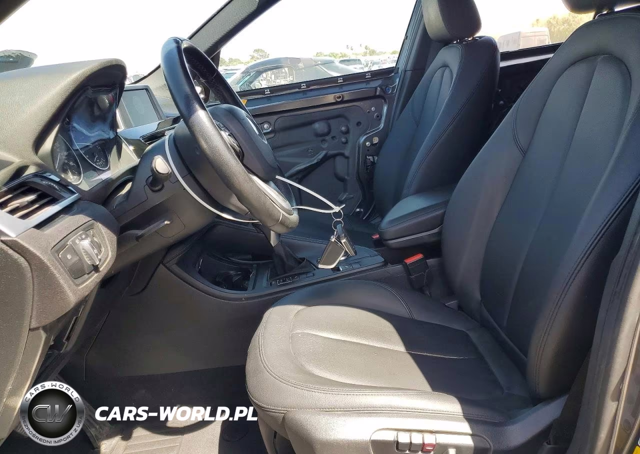 2017 BMW X1 Sdrive28I VIN:WBXHU7C39H5H34033 - 7