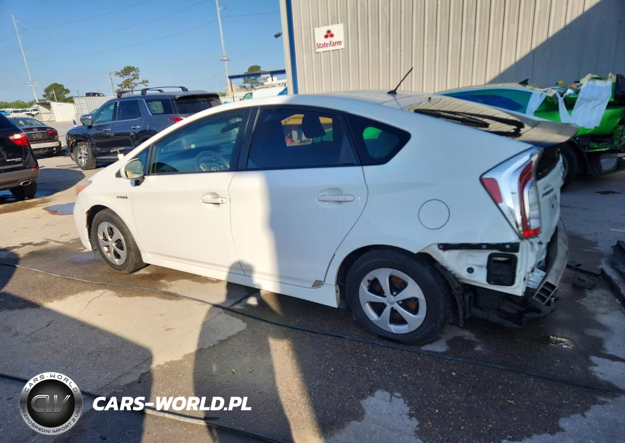 2013 Toyota Prius Two VIN:JTDKN3DU1D5579341 - 2
