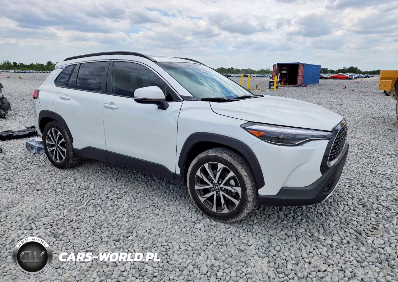 2023 Toyota Corolla Cross Xle VIN:7MUDAAAGXPV056234 - 4