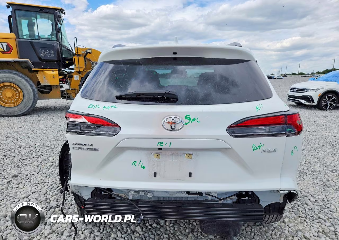 2023 Toyota Corolla Cross Xle VIN:7MUDAAAGXPV056234 - 6