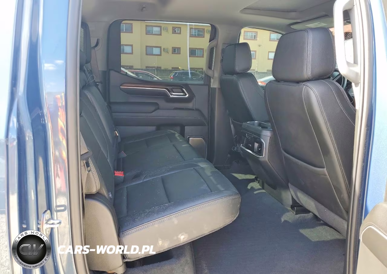 2024 GMC Sierra K1500 Denali VIN:1GTUUGE82RZ270918 - 10
