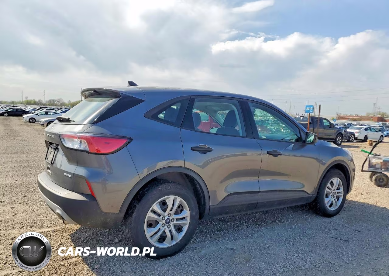 2021 Ford Escape S VIN:1FMCU9F65MUA81976 - 3