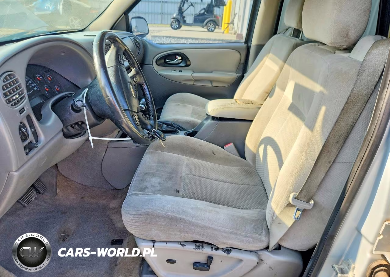 2007 Chevrolet Trailblazer Ls VIN:1GNDS13S172299437 - 7