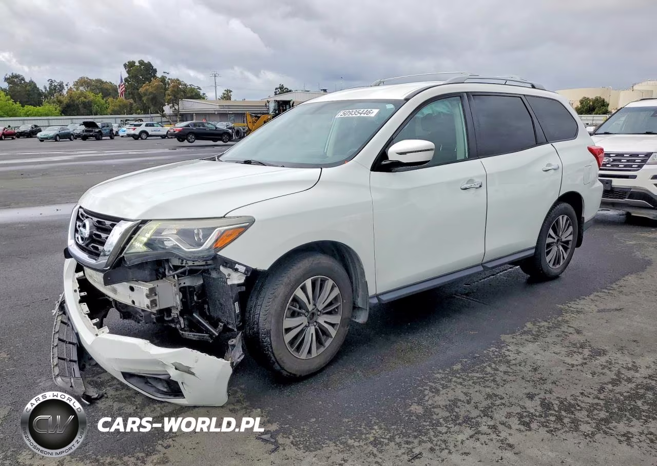 2017 Nissan Pathfinder S