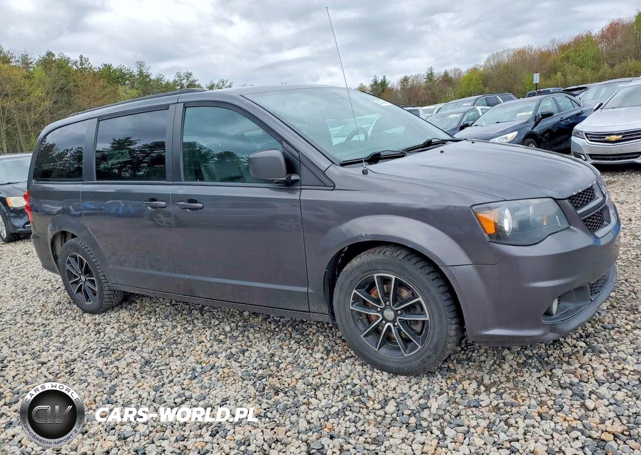 2018 Dodge Grand Caravan Gt VIN:2C4RDGEG7JR147787 - 4