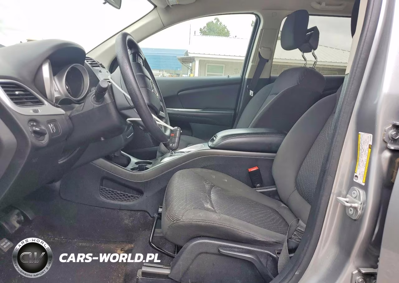 2018 Dodge Journey Se VIN:3C4PDCABXJT216883 - 7