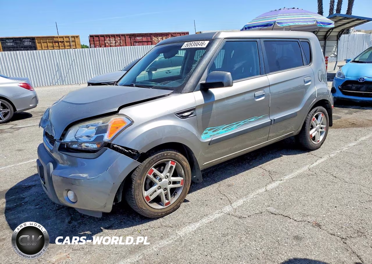 2010 Kia Soul +