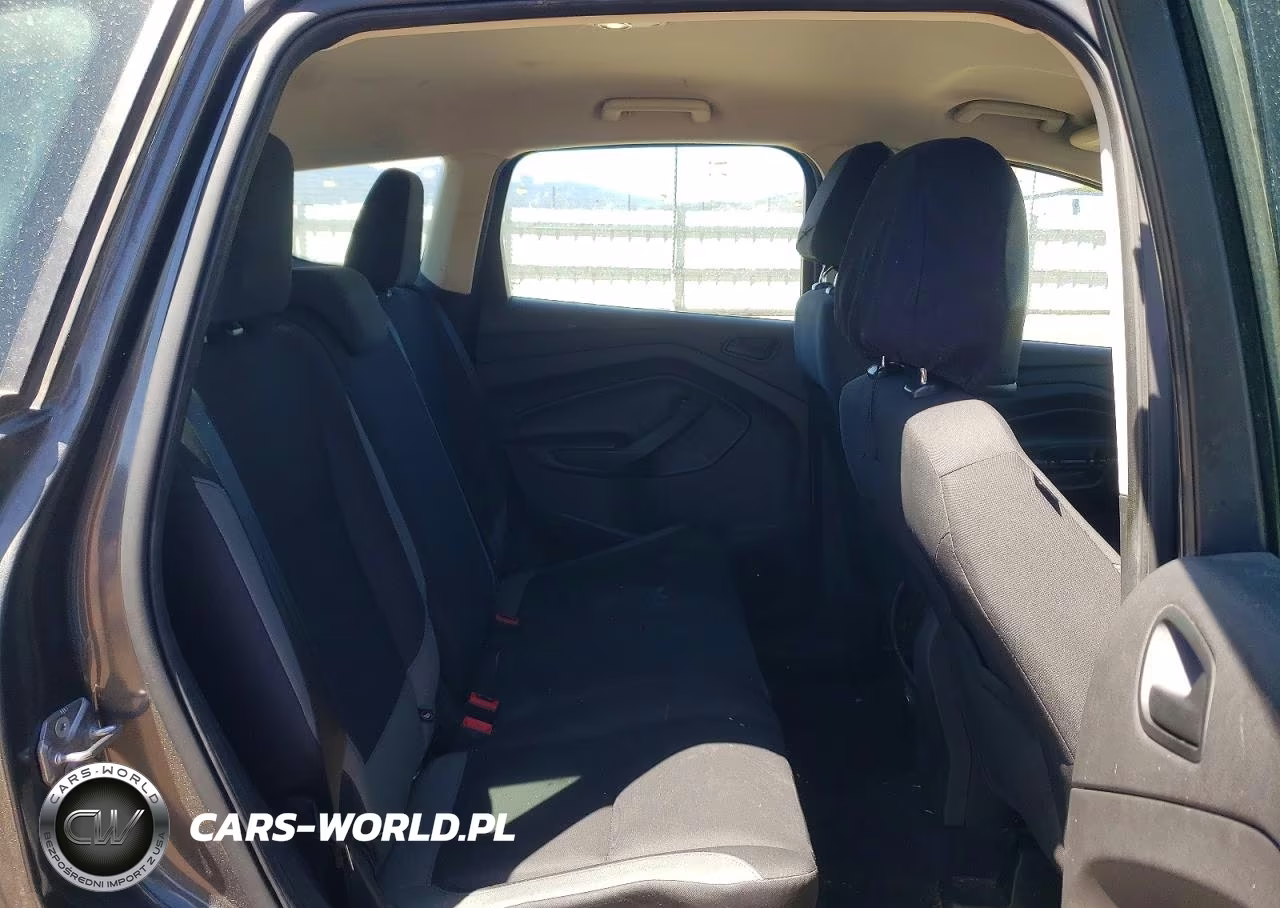 2015 Ford Escape S VIN:1FMCU0F7XFUC25724 - 10