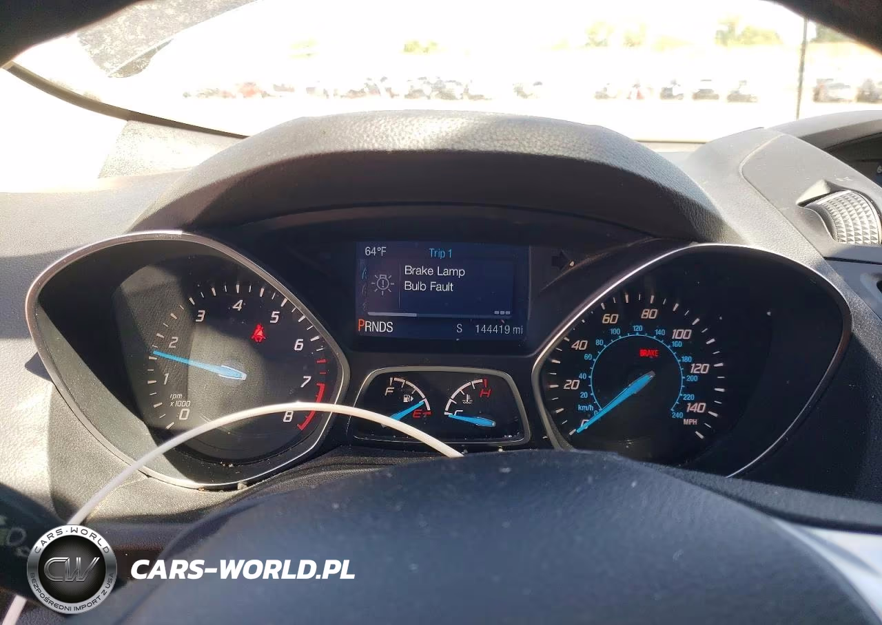 2015 Ford Escape S VIN:1FMCU0F7XFUC25724 - 9