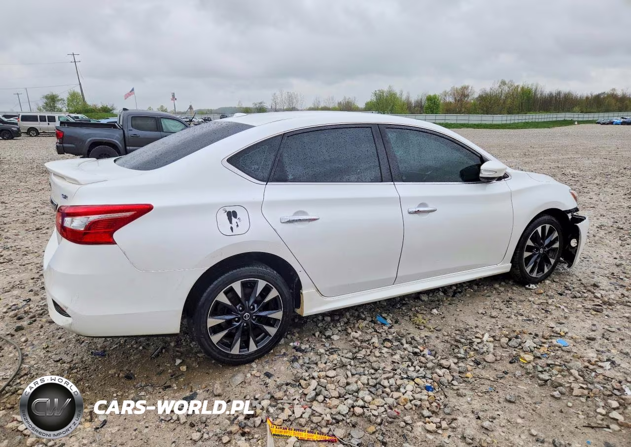 2017 Nissan Sentra Sr VIN:3N1AB7AP7HY311576 - 3