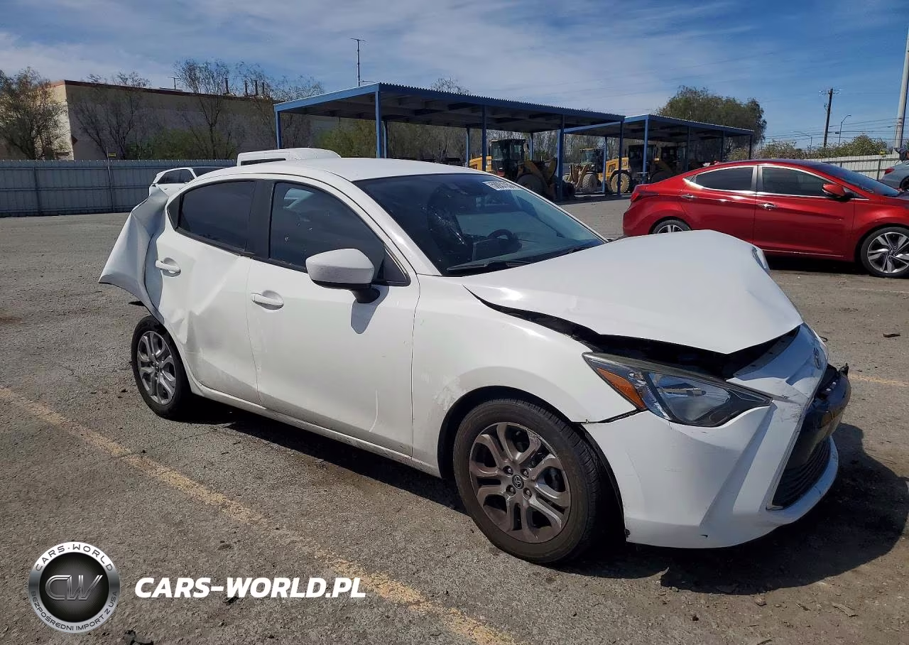 2018 Toyota Yaris Ia Base VIN:3MYDLBYV7JY303824 - 4