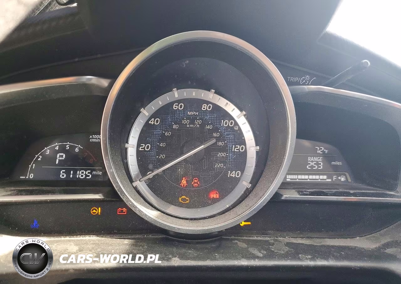 2018 Toyota Yaris Ia Base VIN:3MYDLBYV7JY303824 - 9