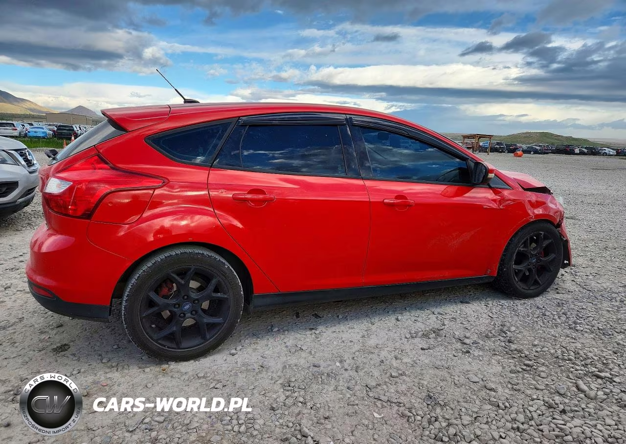 2013 Ford Focus Se VIN:1FADP3K28DL214080 - 3