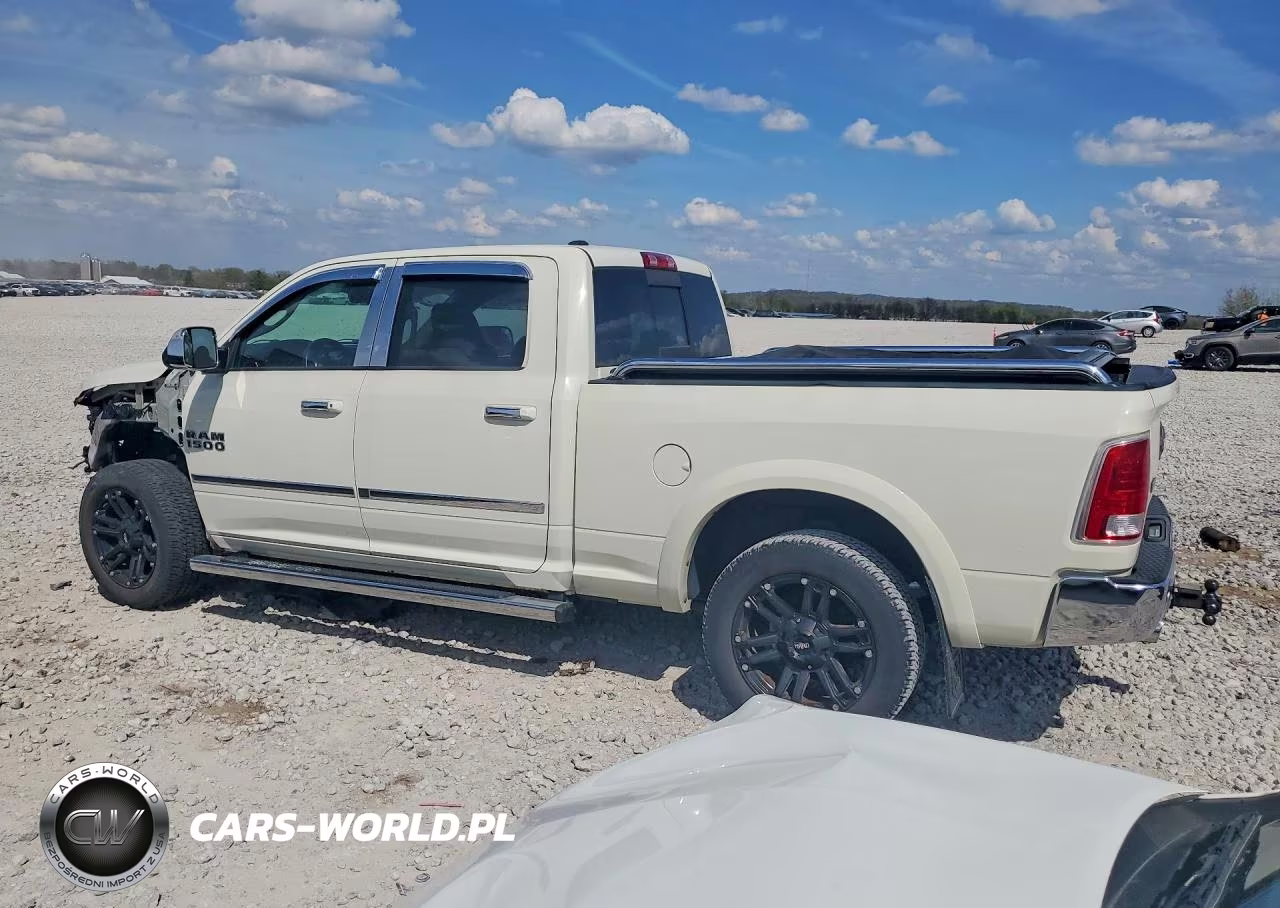 2017 Ram 1500 Laramie VIN:1C6RR7VT2HS592792 - 2