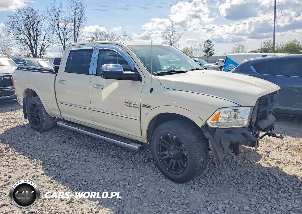2017 Ram 1500 Laramie VIN:1C6RR7VT2HS592792 - 4