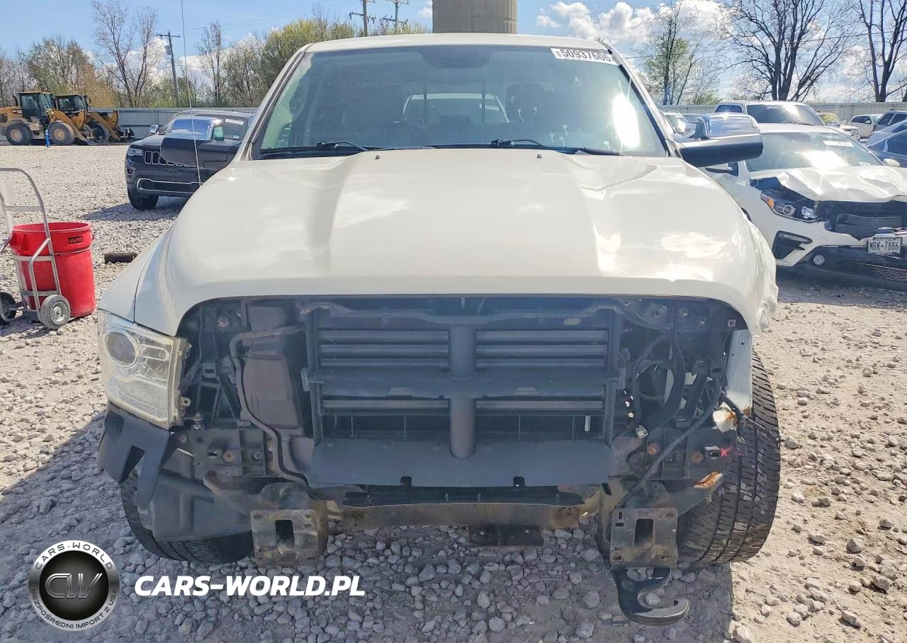 2017 Ram 1500 Laramie VIN:1C6RR7VT2HS592792 - 5