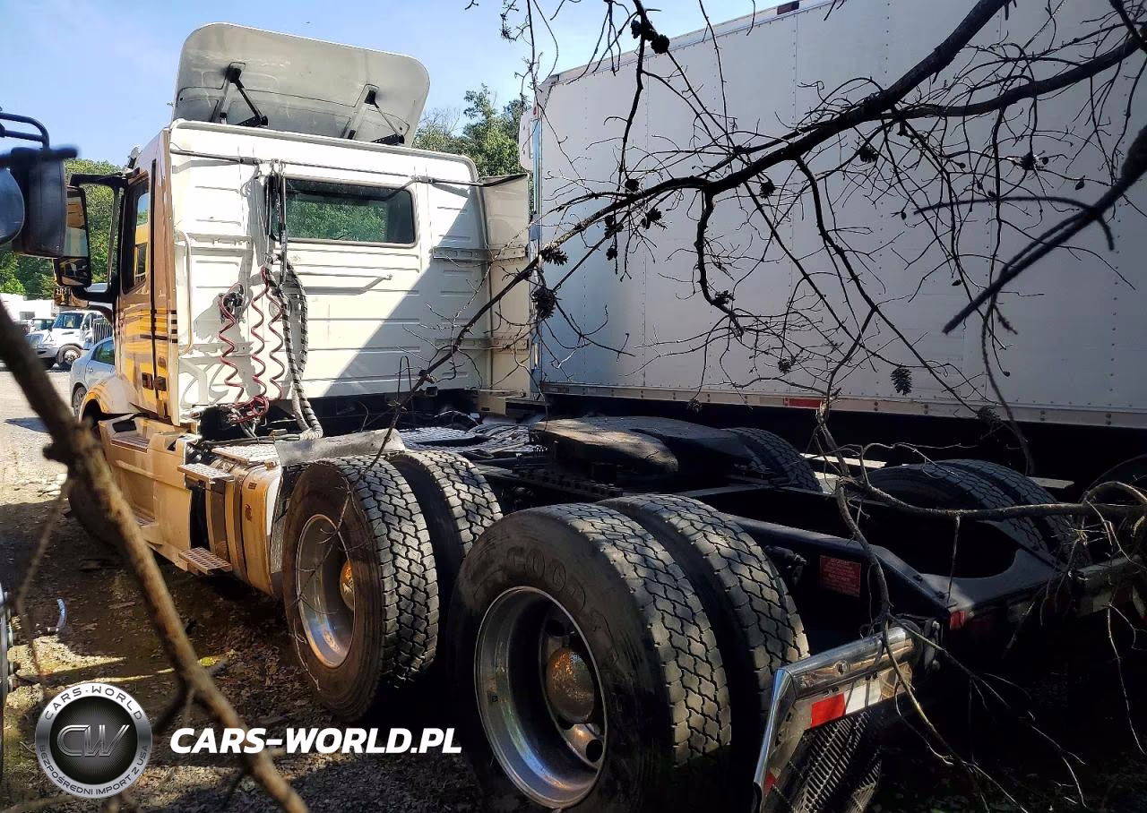 2024 Volvo Vnr Semi Truck VIN:4V4WC9DG2RN638123 - 3