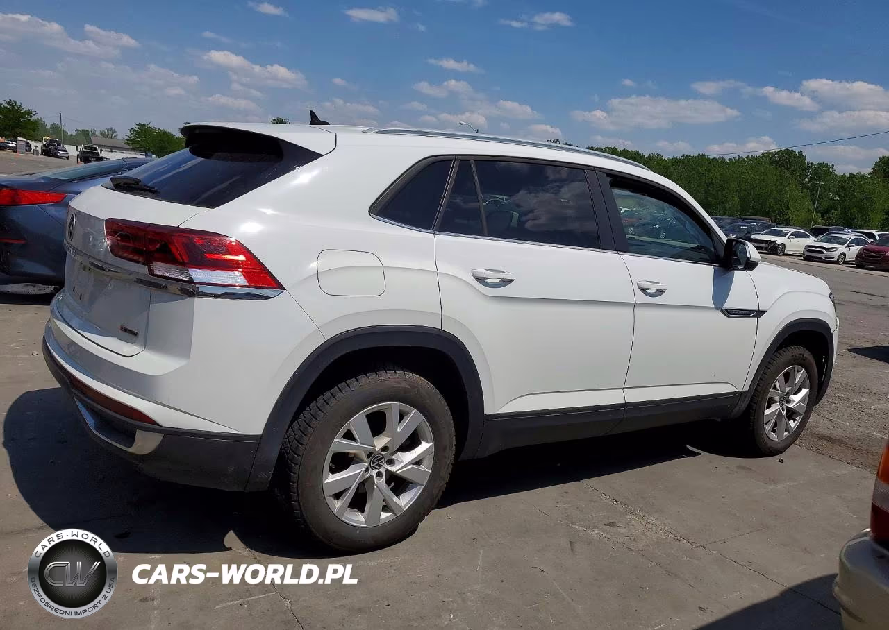 2020 Volkswagen Atlas Cross Sport S VIN:1V2GC2CAXLC203016 - 3