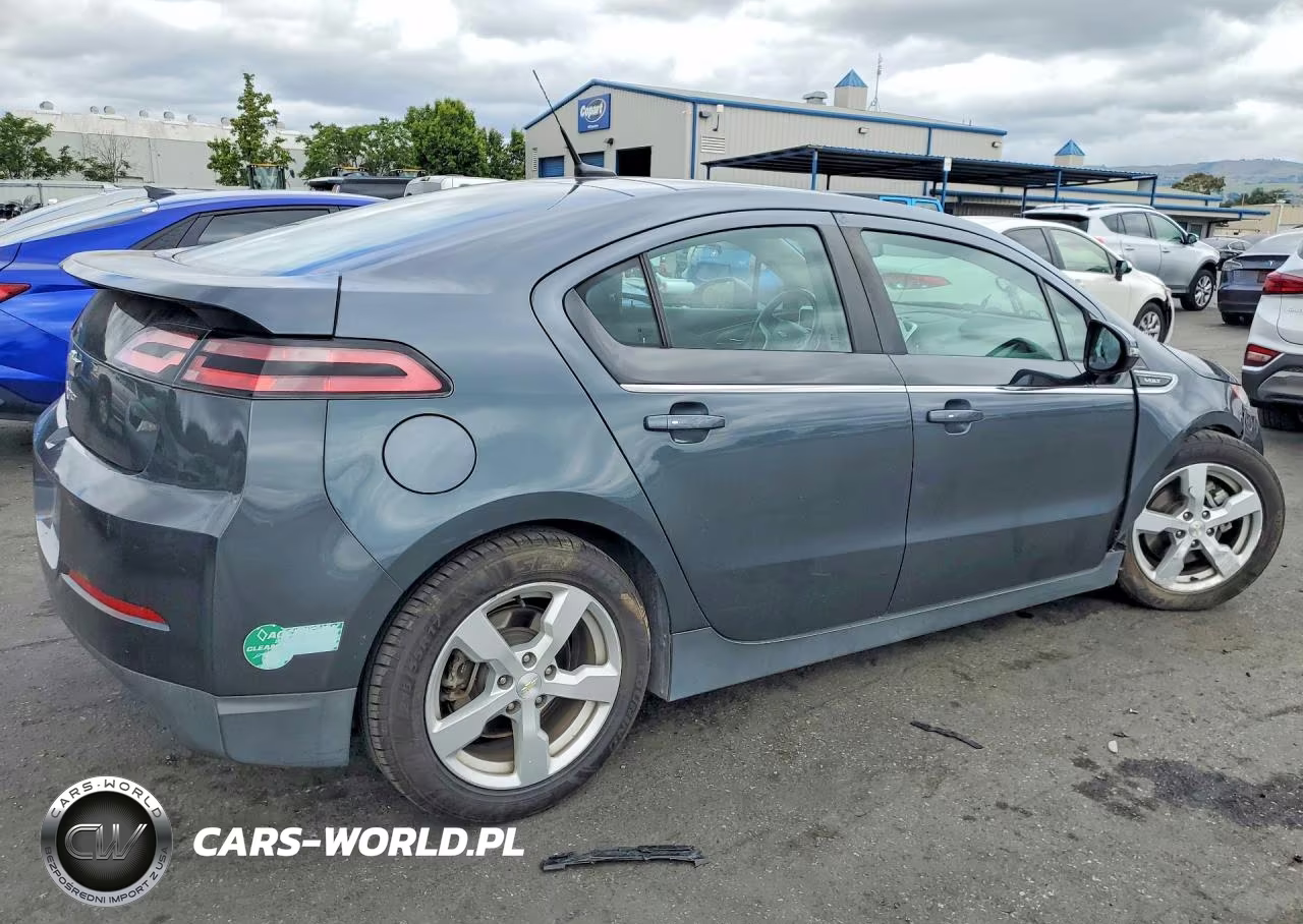 2013 Chev Volt VIN:1G1RE6E40DU111145 - 3