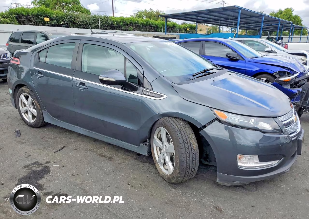2013 Chev Volt VIN:1G1RE6E40DU111145 - 4
