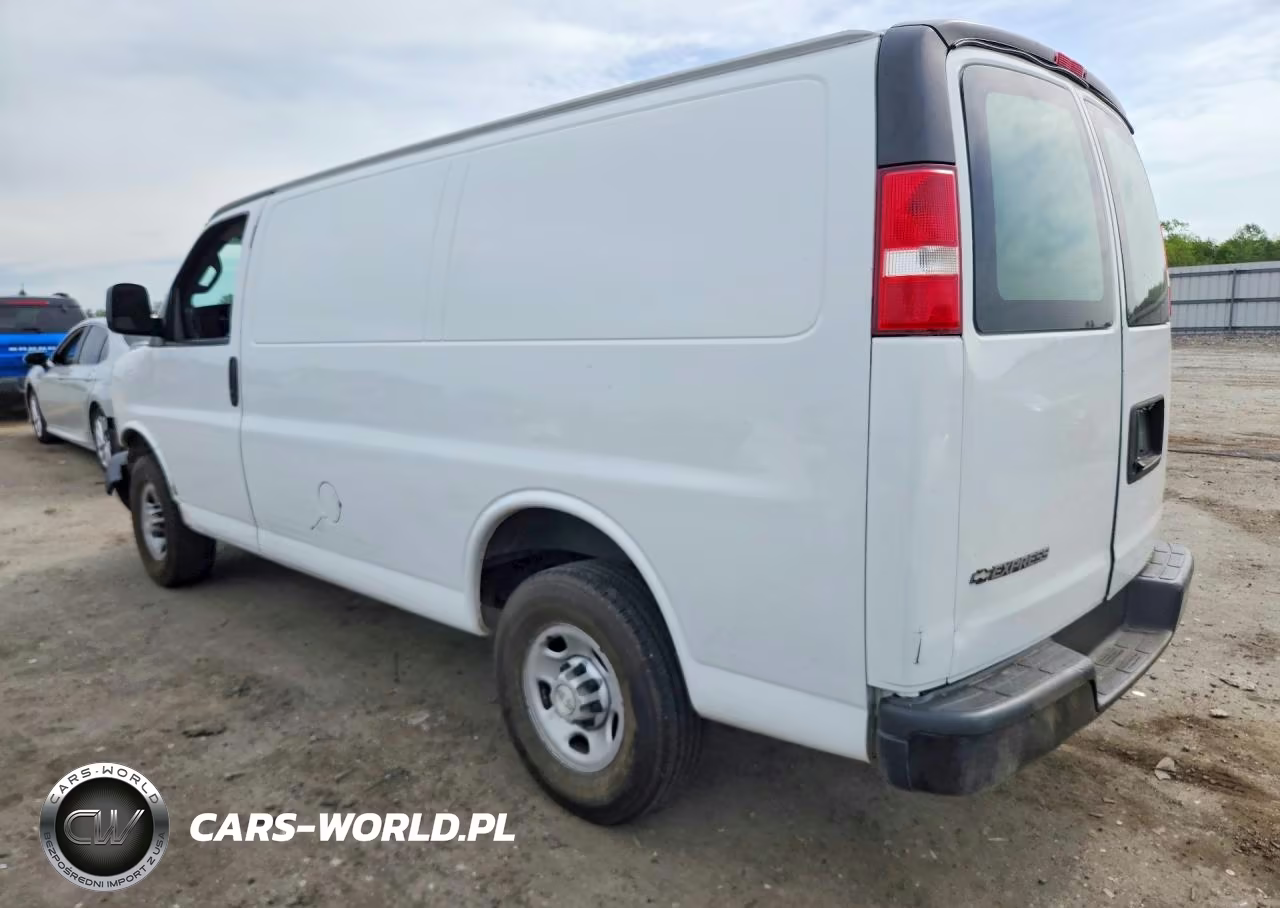 2018 Chevrolet Express 2500 Delivery Van VIN:1GCWGAFP0J1170838 - 2