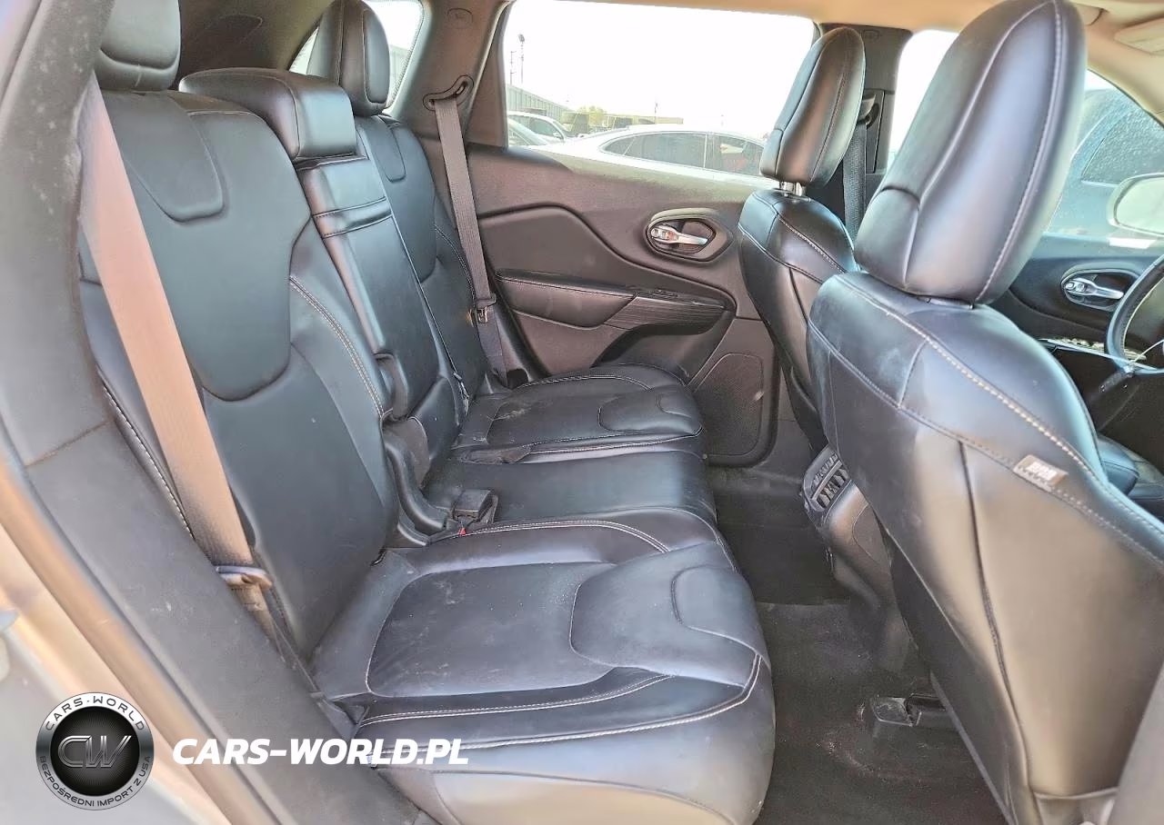 2015 Jeep Cherokee Limited VIN:1C4PJMDS9FW752235 - 11