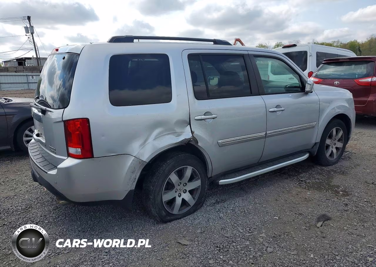 2012 Honda Pilot Touring VIN:5FNYF4H93CB052434 - 3