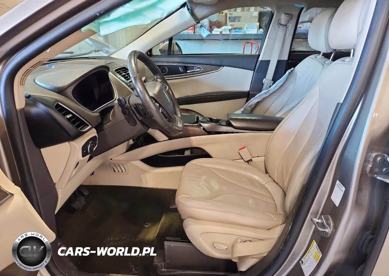 2019 Lincoln Nautilus Reserve VIN:2LMPJ8L97KBL13763 - 7