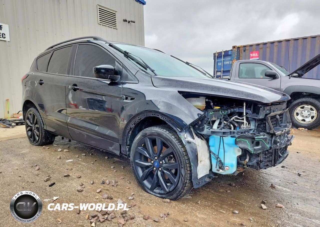 2019 Ford Escape Se VIN:1FMCU9GD6KUA70141 - 4