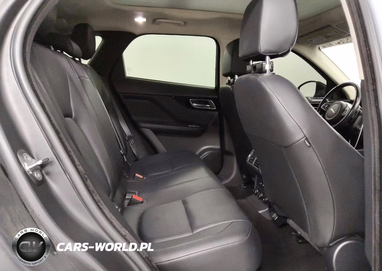 2019 Jaguar F-Pace Premium VIN:SADCJ2FX3KA355756 - 11
