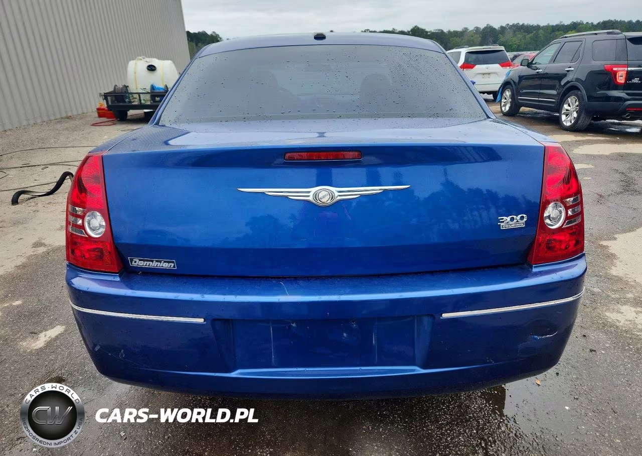 2010 Chrysler 300 Touring VIN:2C3CA1CV1AH255751 - 6
