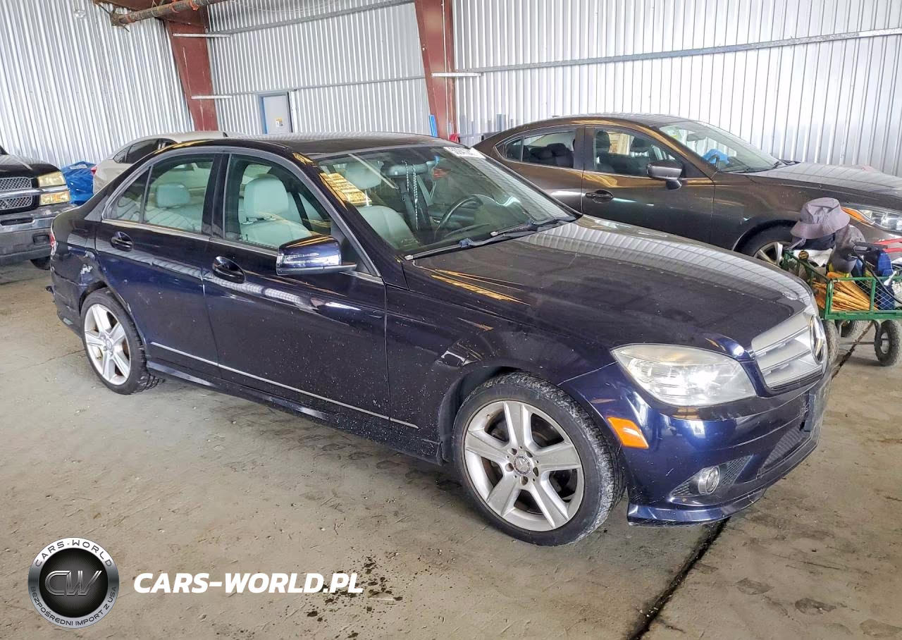 2010 Mercedes-Benz C-Class VIN:WDDGF5EBXAF427789 - 4