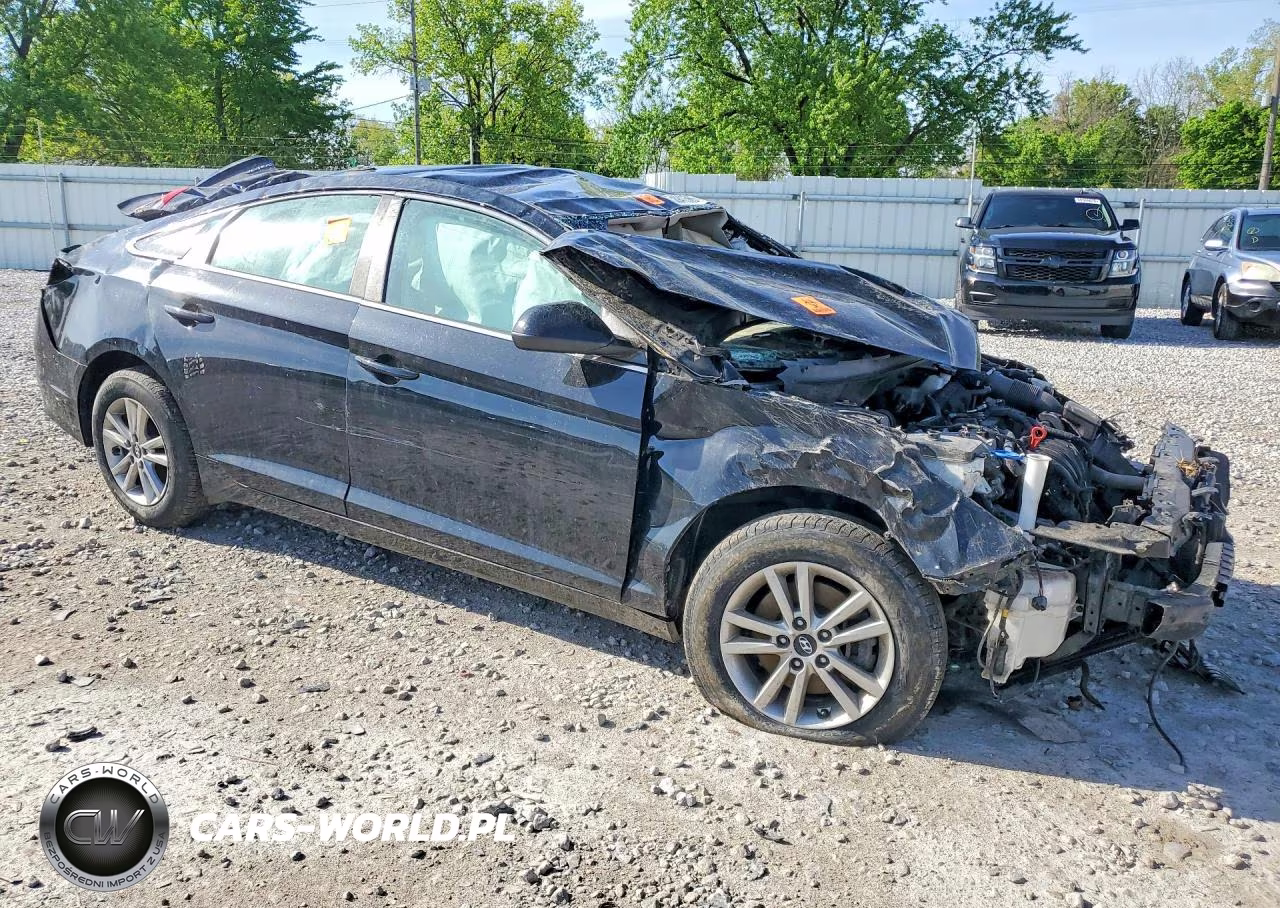 2016 Hyundai Sonata Se VIN:5NPE24AFXGH283904 - 4
