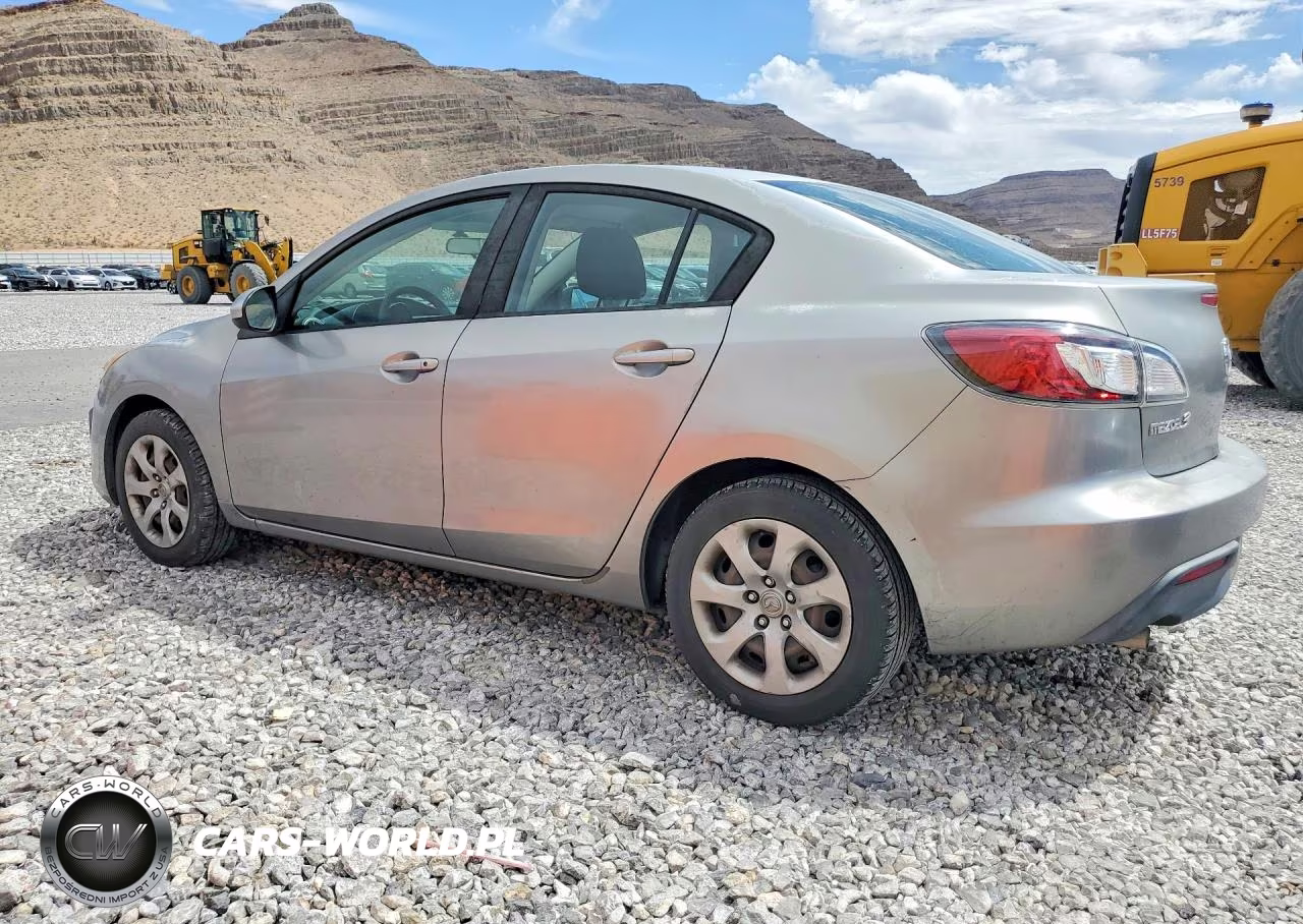 2011 Mazda 3 I VIN:JM1BL1UF9B1496126 - 2