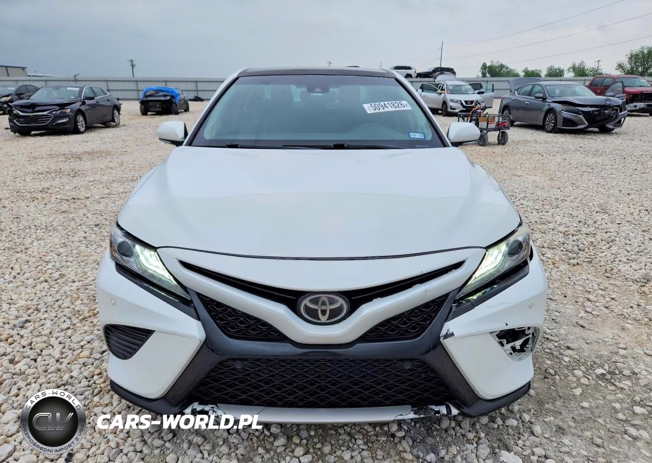 2018 Toyota Camry Xse V6 VIN:4T1BZ1HK6JU002402 - 5