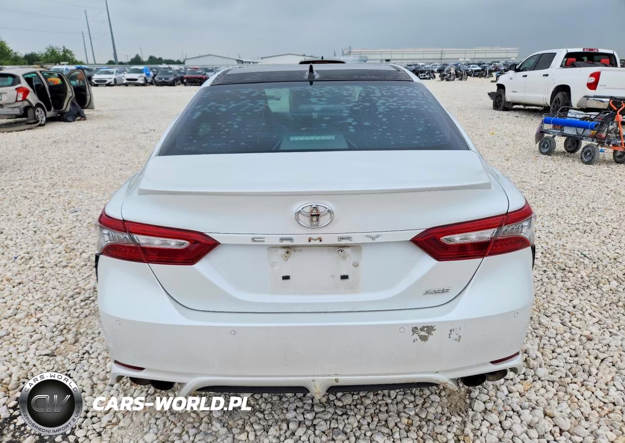 2018 Toyota Camry Xse V6 VIN:4T1BZ1HK6JU002402 - 6