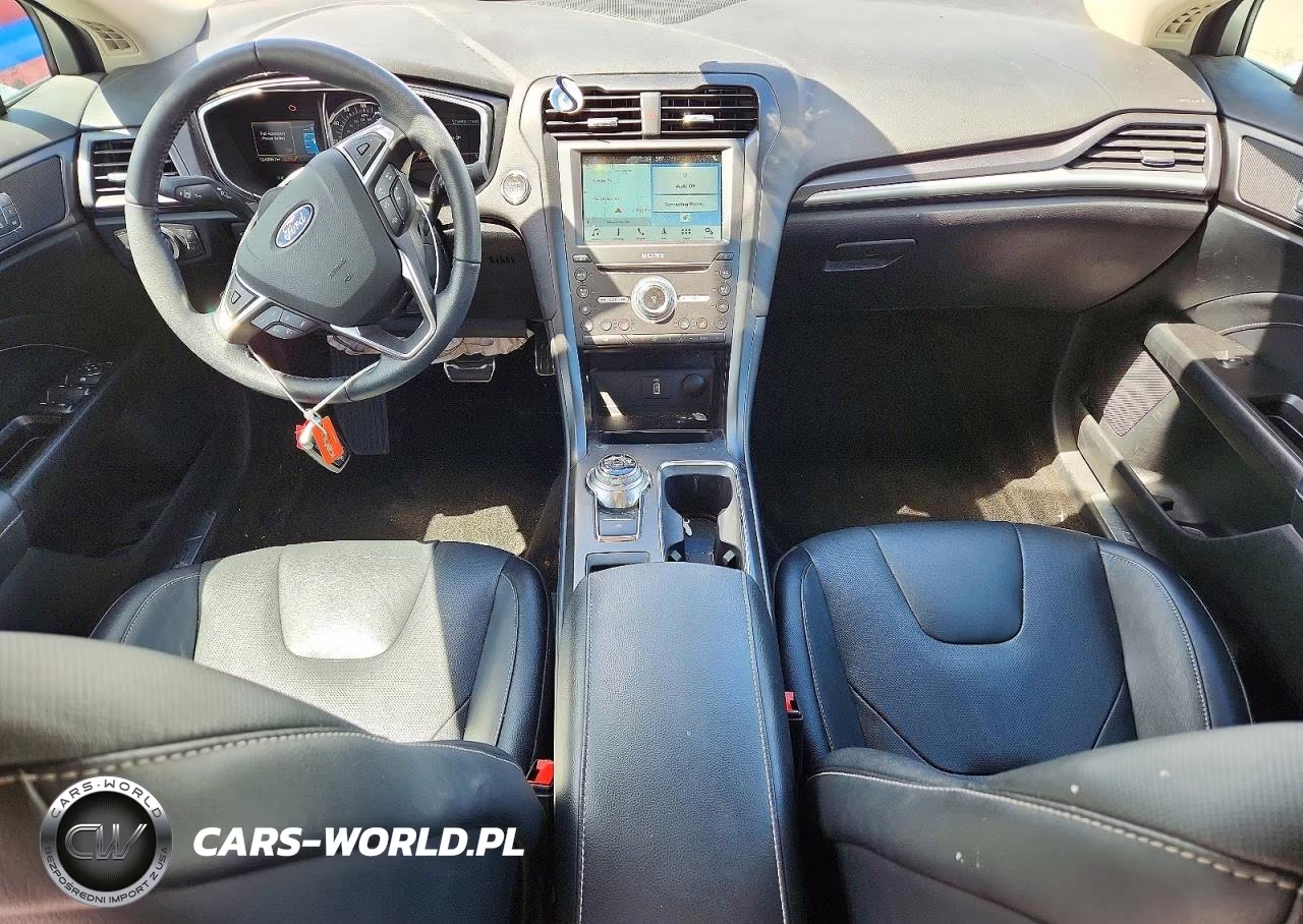 2018 Ford Fusion Titanium VIN:3FA6P0K99JR260891 - 8