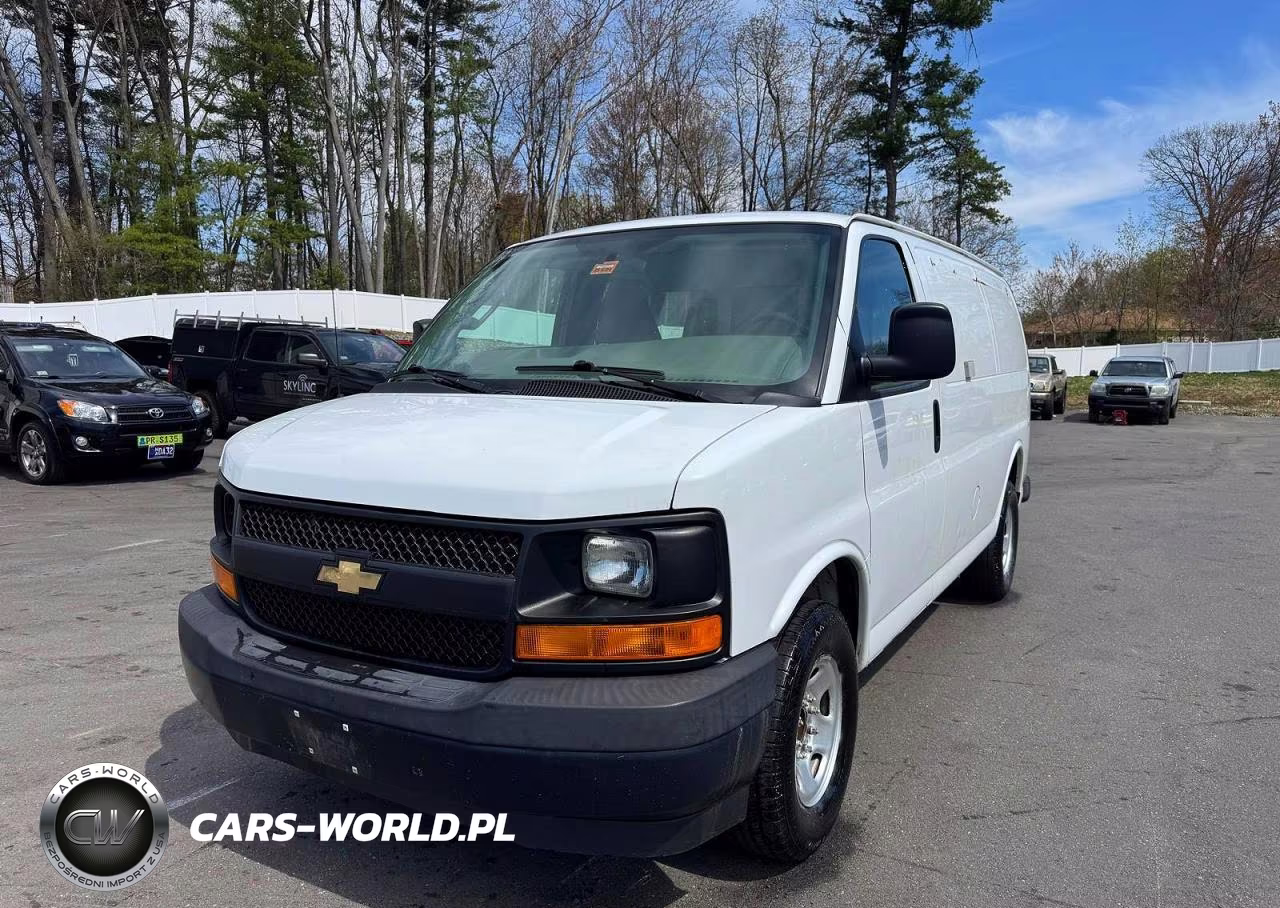 2017 Chev Express G3500