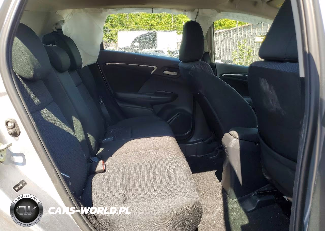 2019 Honda Fit Lx VIN:3HGGK5H44KM747910 - 10