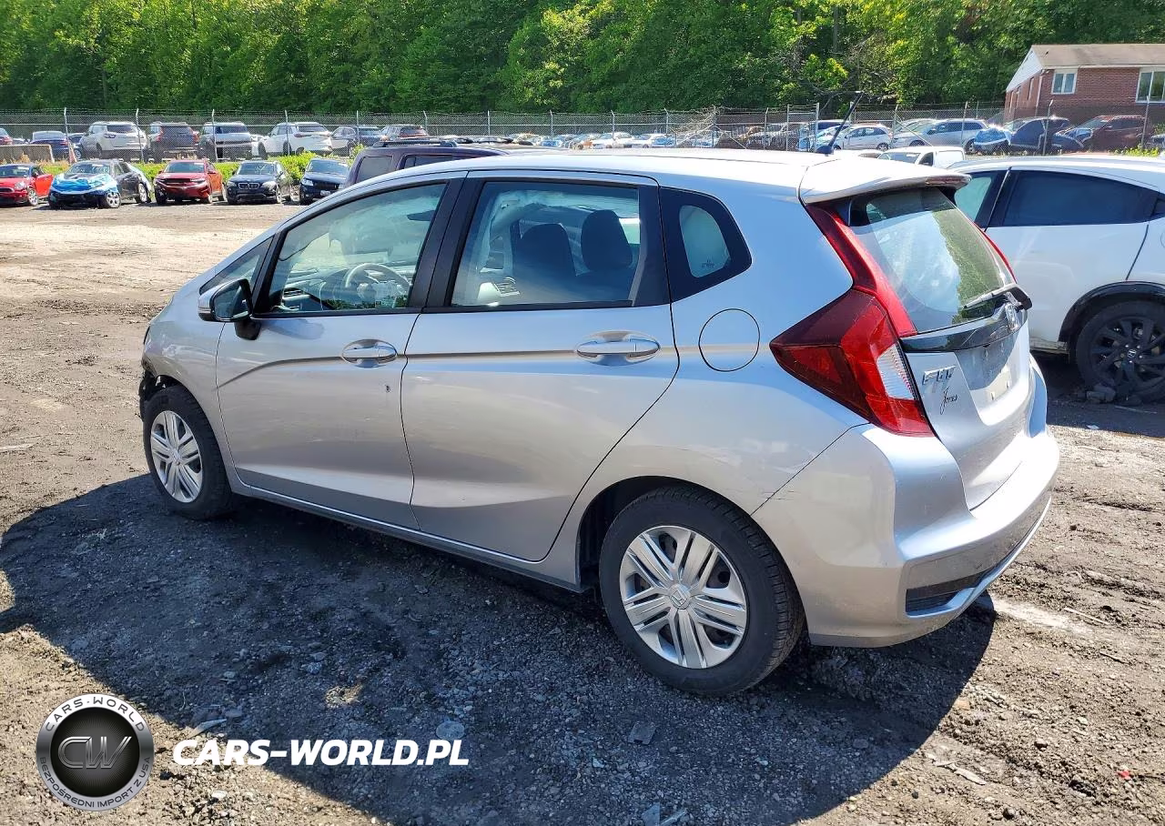 2019 Honda Fit Lx VIN:3HGGK5H44KM747910 - 2