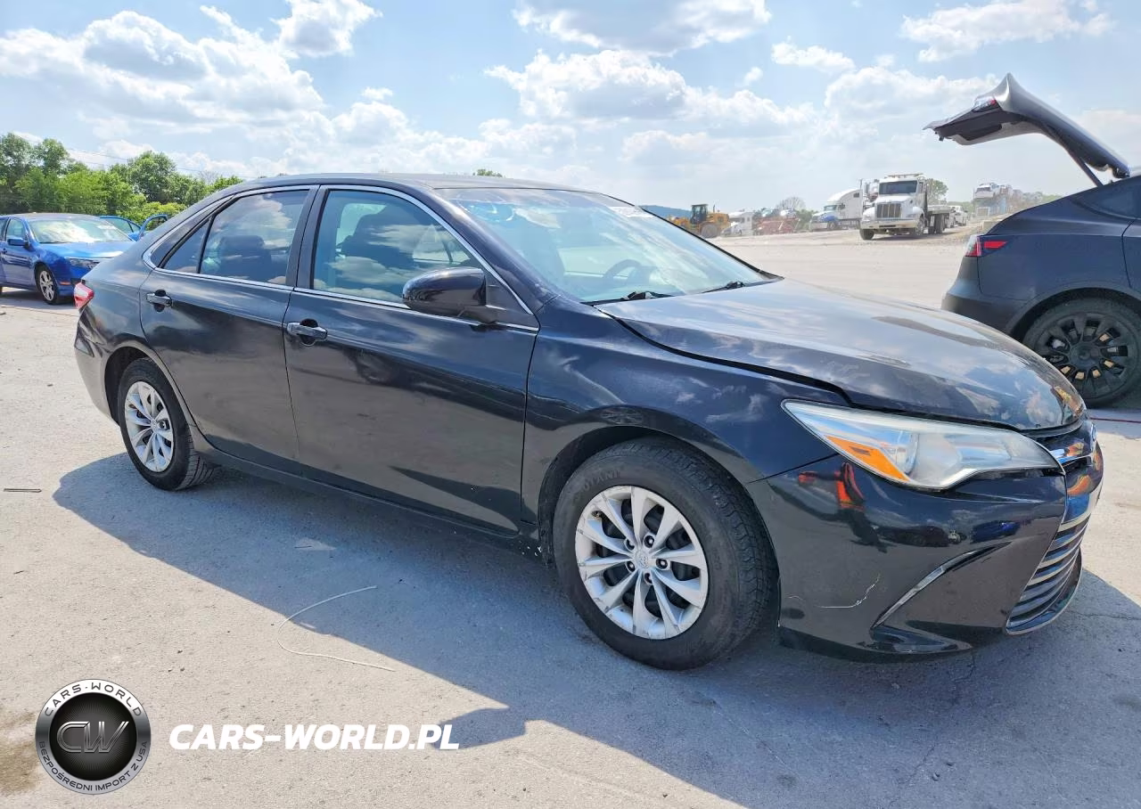 2015 Toyota Camry Le VIN:4T4BF1FK5FR471201 - 4