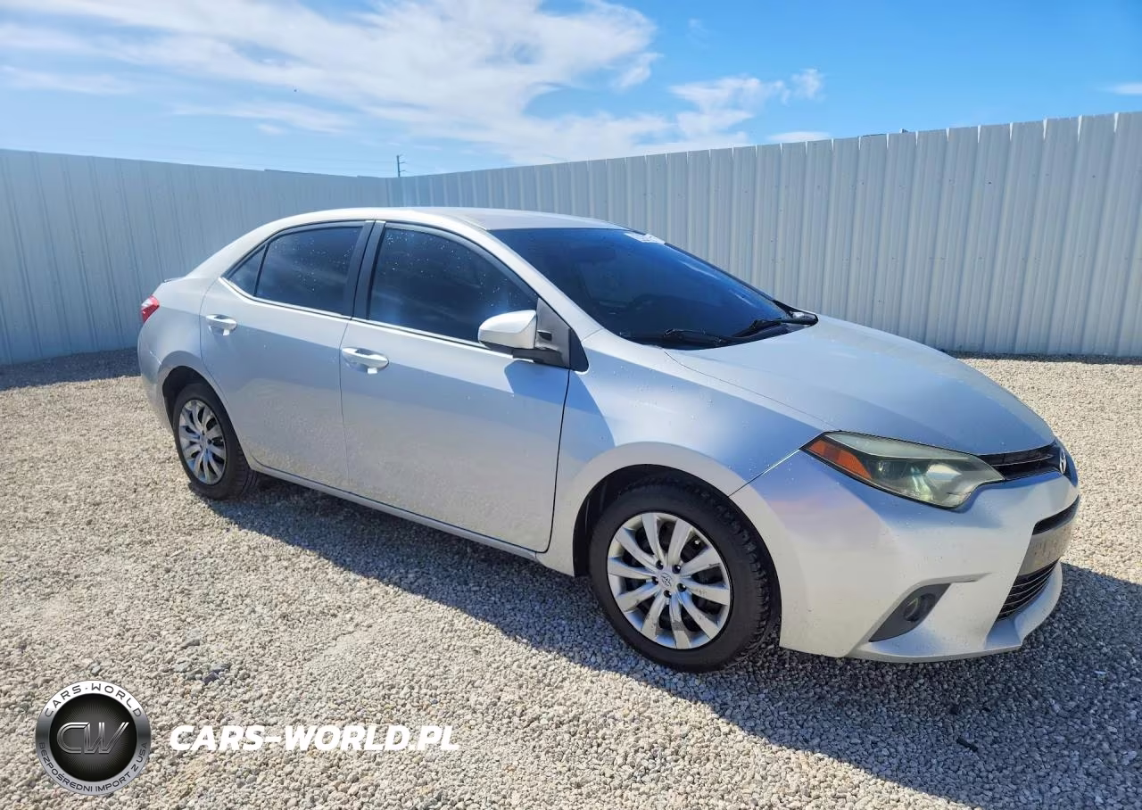2016 Toyota Corolla Le VIN:2T1BURHE0GC550039 - 4