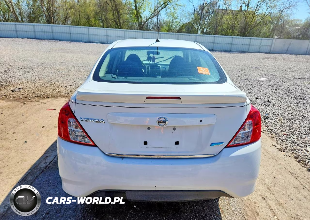 2015 Nissan Versa 1.6 S Plus VIN:3N1CN7AP6FL839412 - 6