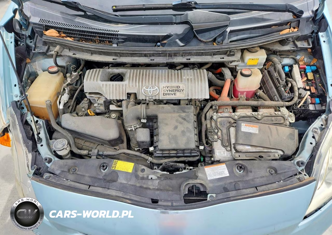 2015 Toyota Prius Two VIN:JTDKN3DU9F1900181 - 11