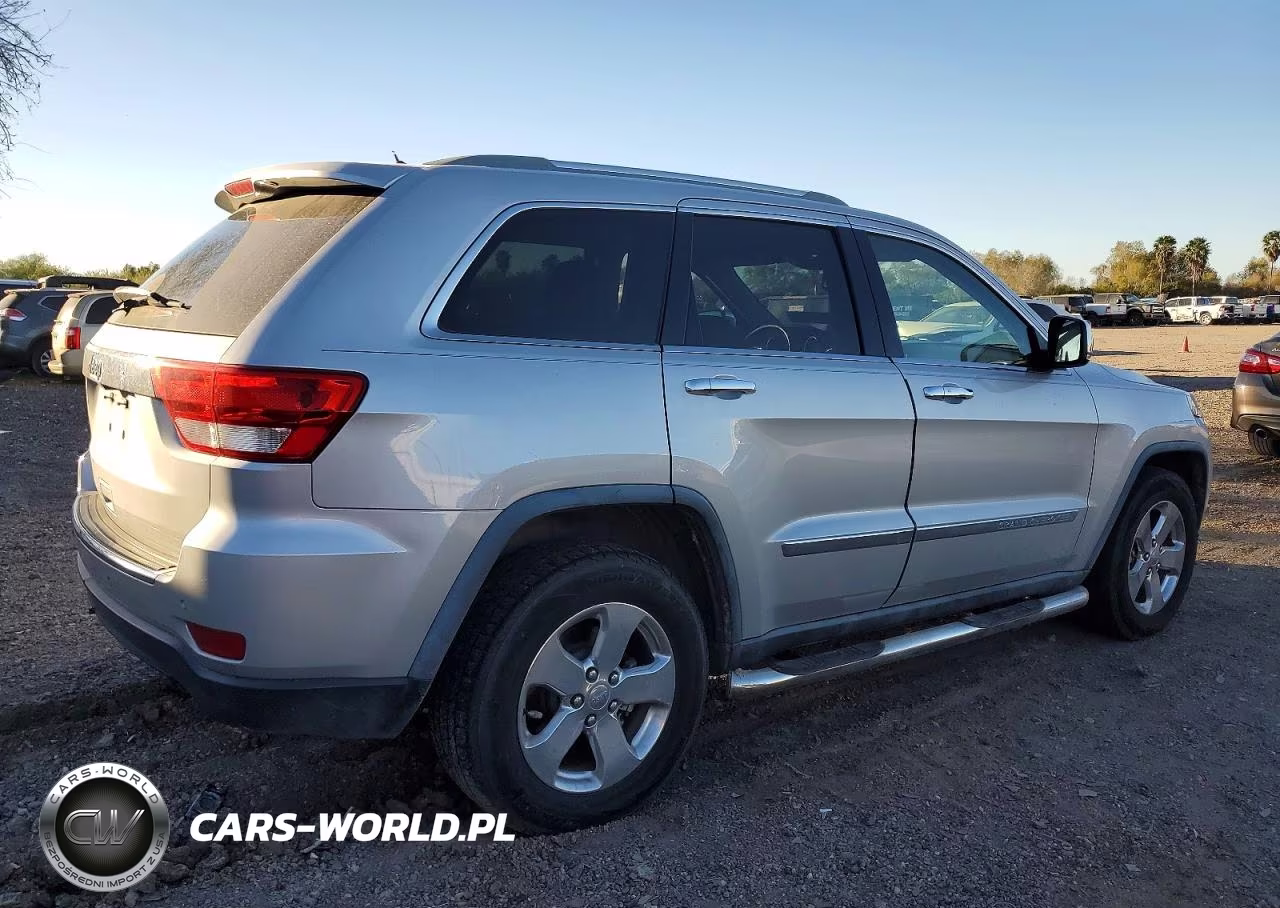 2012 Jeep Grand Cherokee Limited VIN:1C4RJEBG3CC204371 - 5