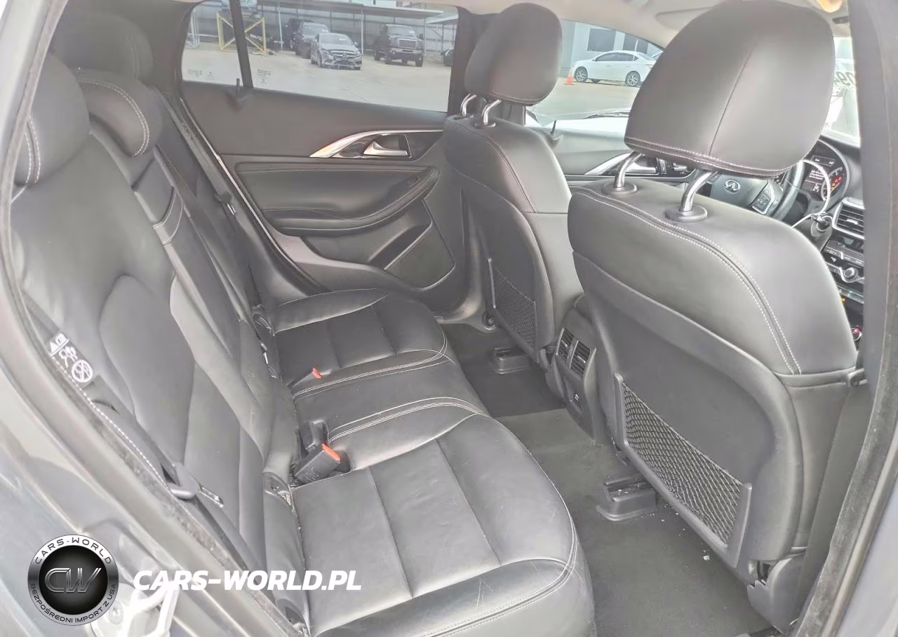 2018 Infiniti Qx30 Luxury VIN:SJKCH5CPXJA053292 - 10