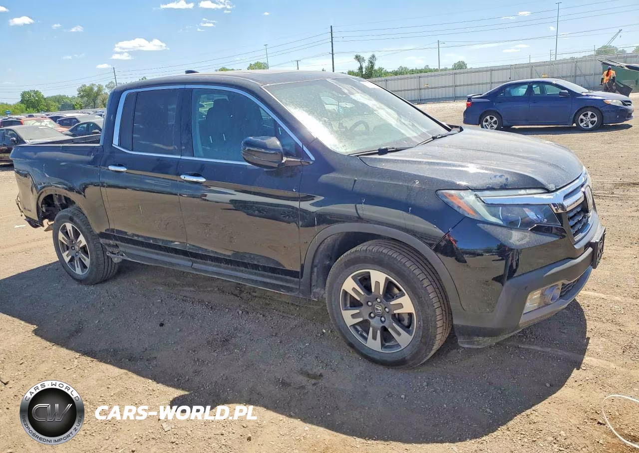 2018 Honda Ridgeline Rtl VIN:5FPYK3F72JB009361 - 4