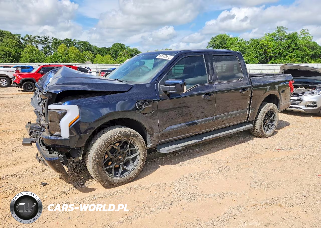 2023 Ford F150 Lightning Pro