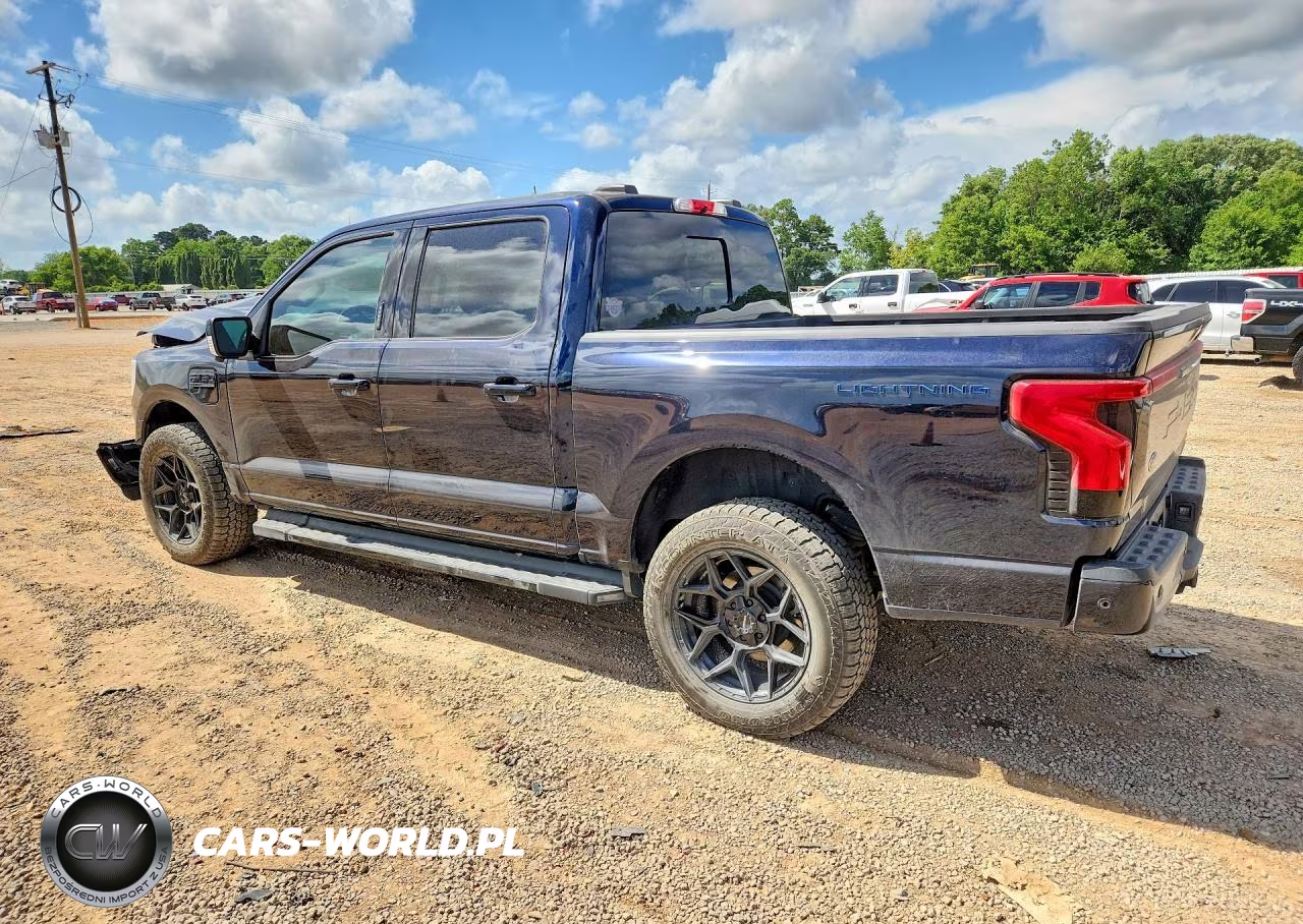 2023 Ford F150 Lightning Pro VIN:1FT6W1EV8PWG04700 - 2