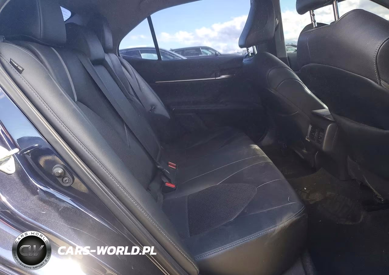 2021 Toyota Camry Xse VIN:4T1K61AK8MU426865 - 10